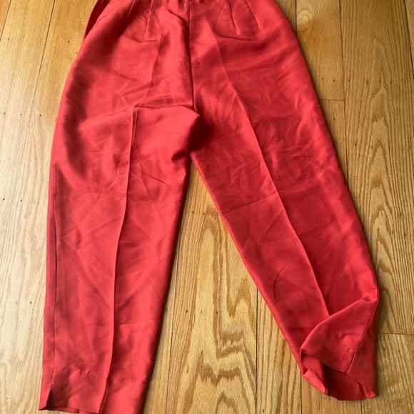 Ann Taylor LOFT orange/red cropped pant. - Picture 4 of 5